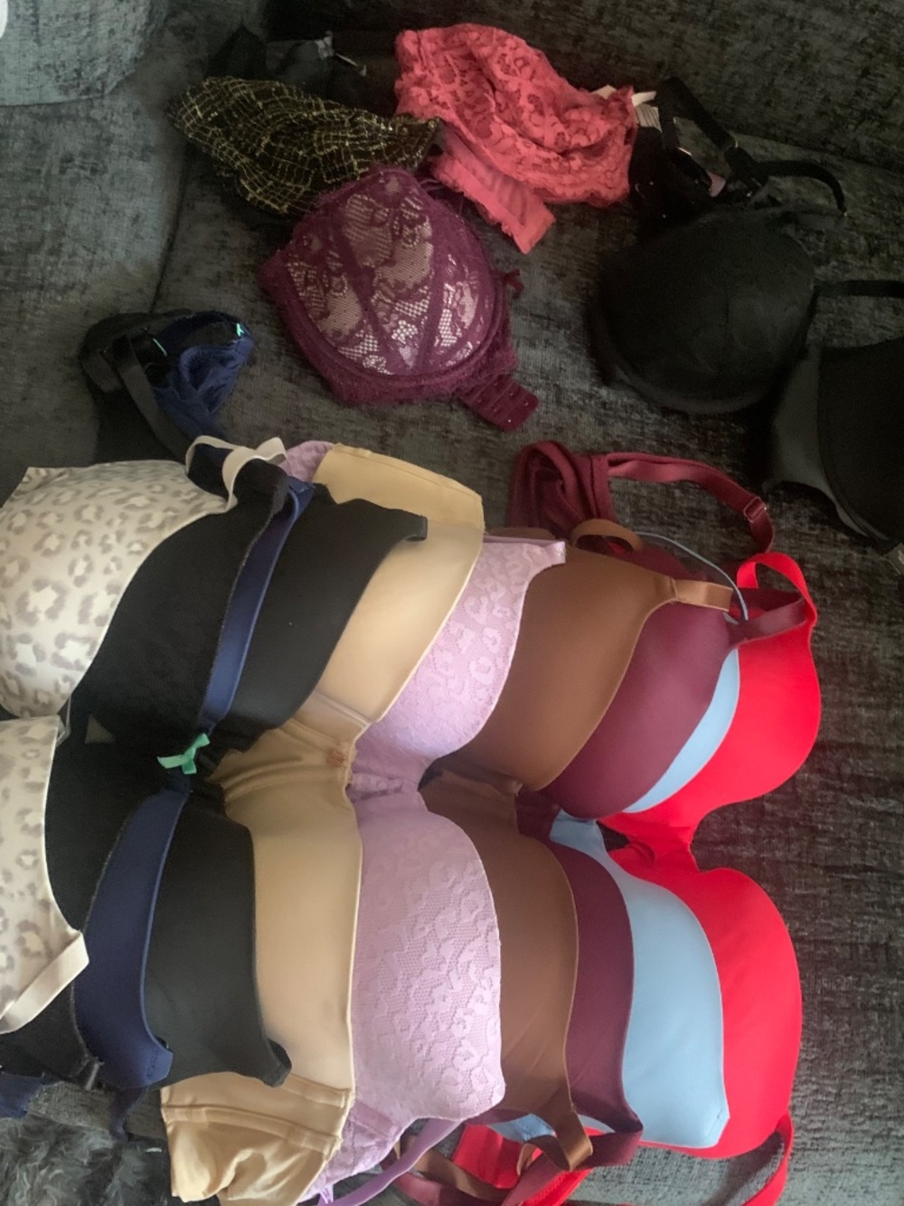 Victoria’s Secret bra Haul!!! 15 36D gently used bras multiple colors. - Picture 3 of 3
